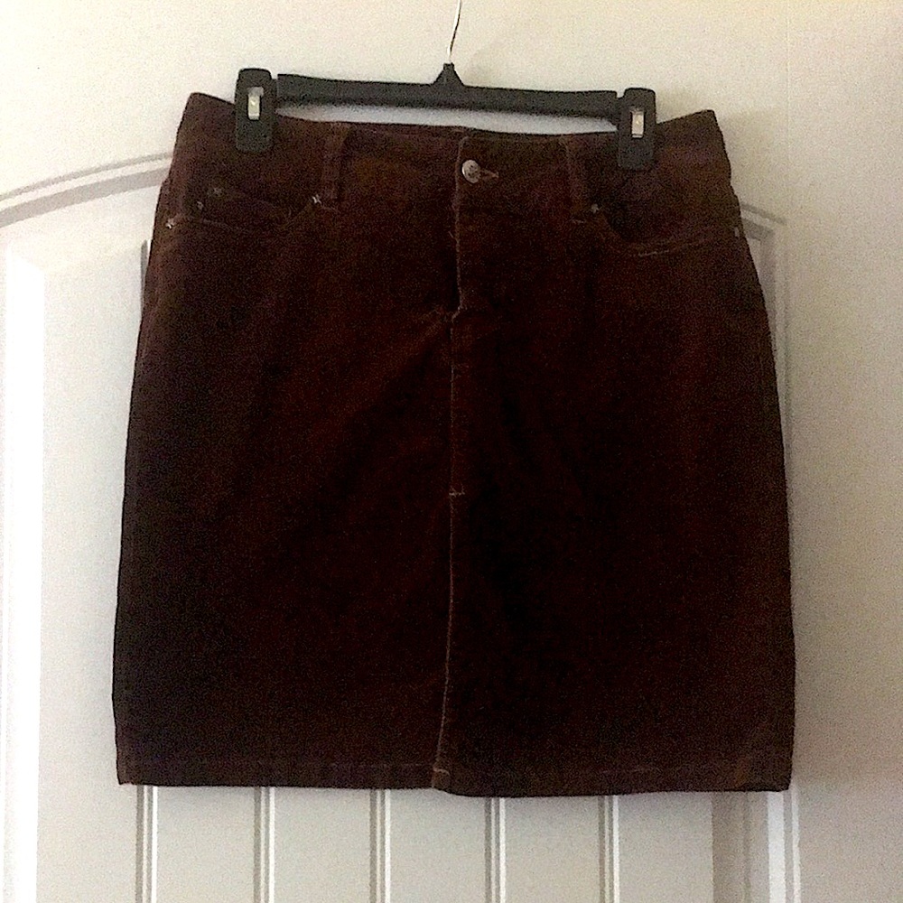 Brown corduroy skirt